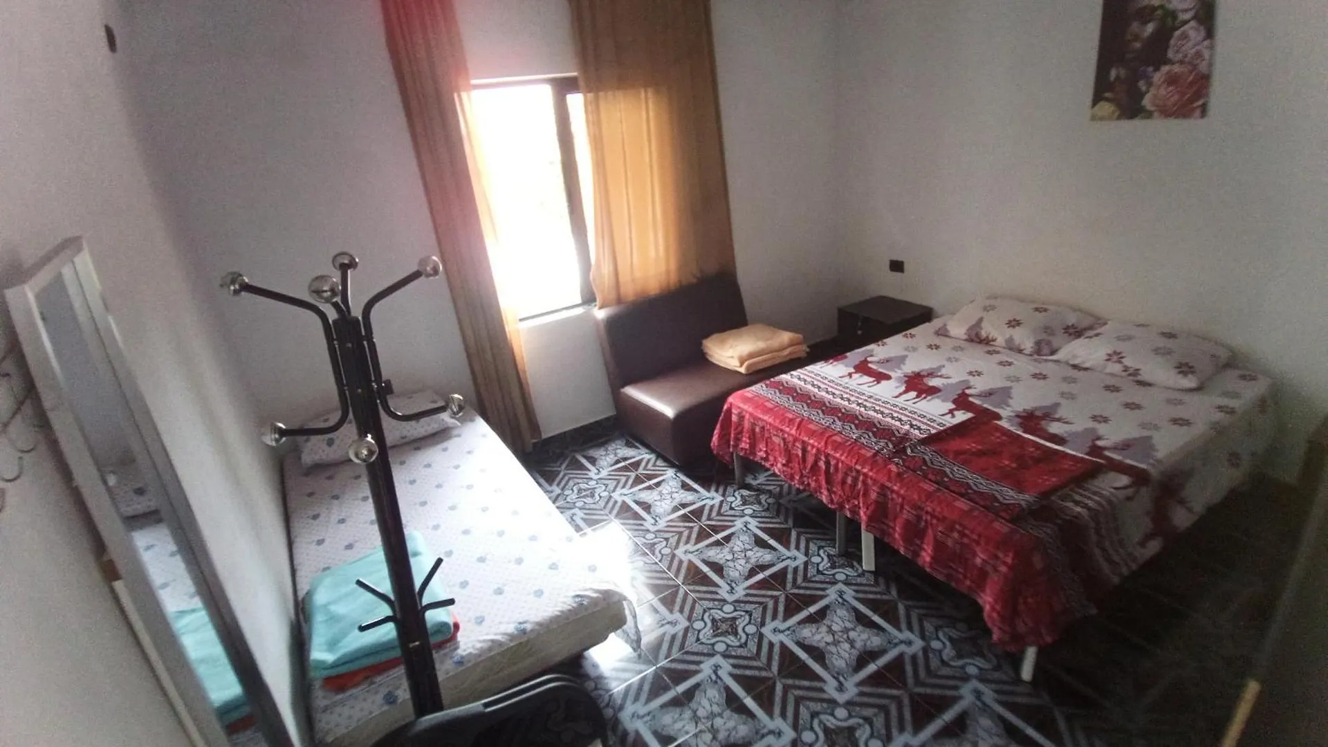 Appartamento Private Flat In House 17 Tirana 0*,  Albania