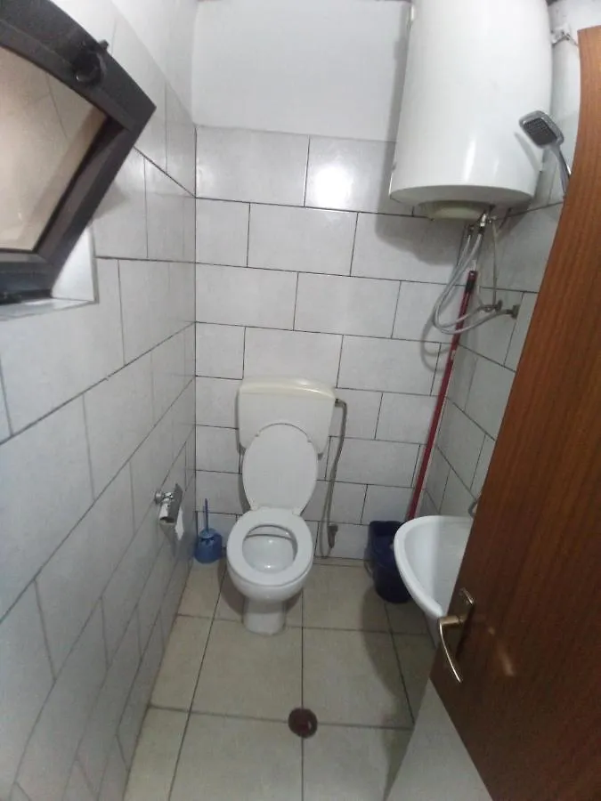 Private Flat In House 17 Apartment Tirana Albania